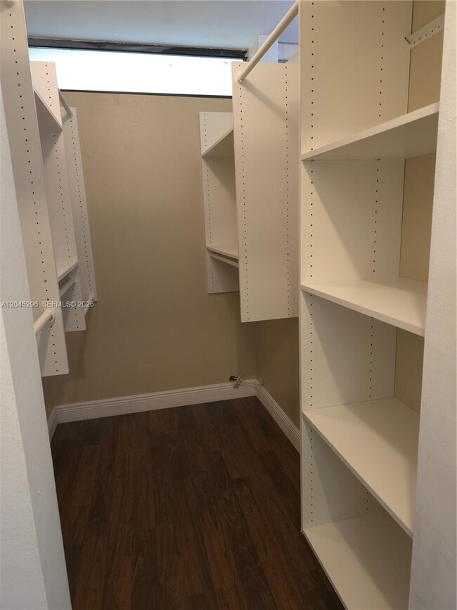 Building Photo - 2810 SW 87th Ave