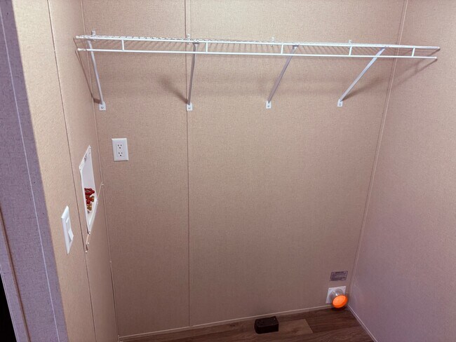 Building Photo - 595 FM 3228