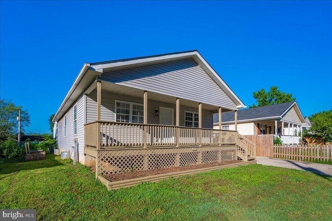 Building Photo - 426 Washington St