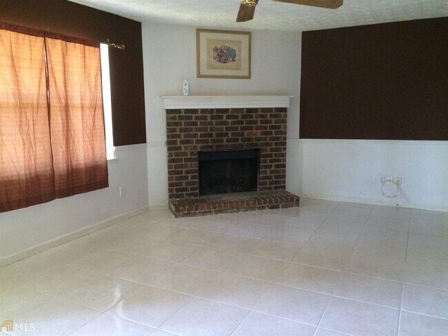 Building Photo - 10283 Richfield Ct