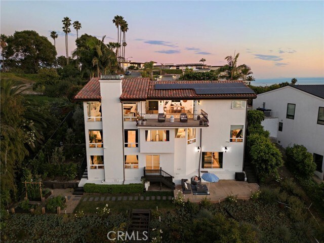 Building Photo - 449 Avenida Crespi