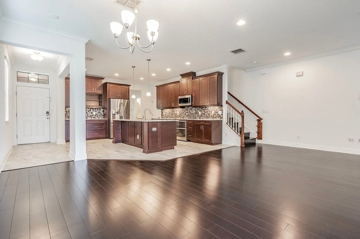 Building Photo - 11617 Crowned Sparrow Ln