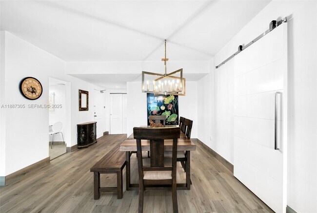 Building Photo - 10185 Collins Ave