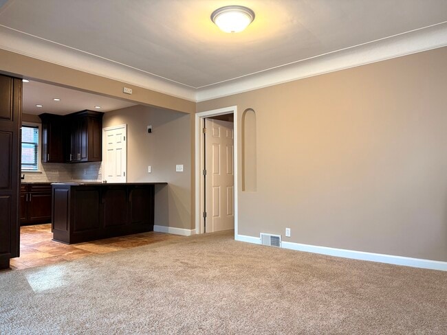 Building Photo - 13537 Cedar Rd