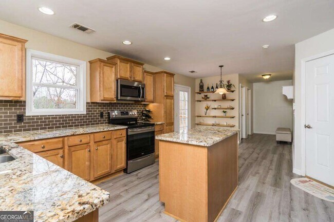 Building Photo - 8860 Penbrooke Ct