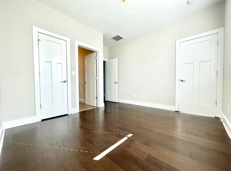 Bedroom - 418 Southend Crossing Ln