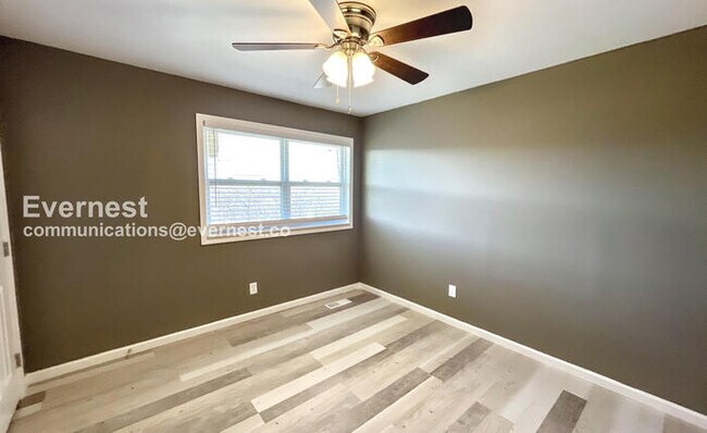 Building Photo - 3316 Roadrunner Trail