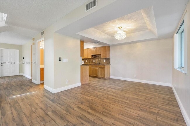 Building Photo - 937 NW 104th Way
