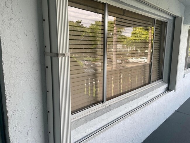 Building Photo - 2100 Springdale Blvd