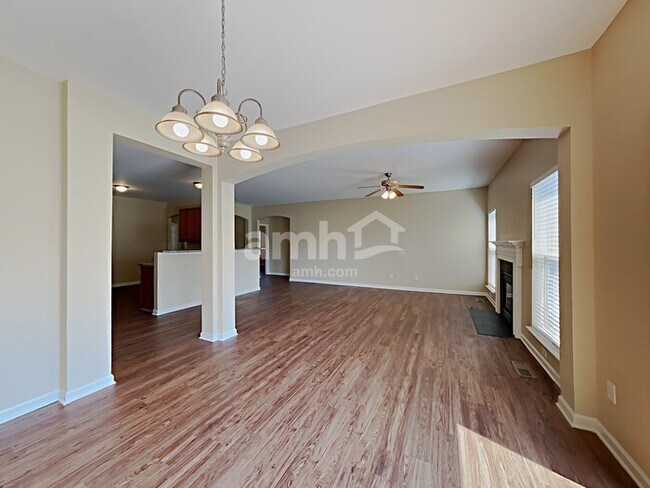 Building Photo - 1442 Bridgecross Pkwy