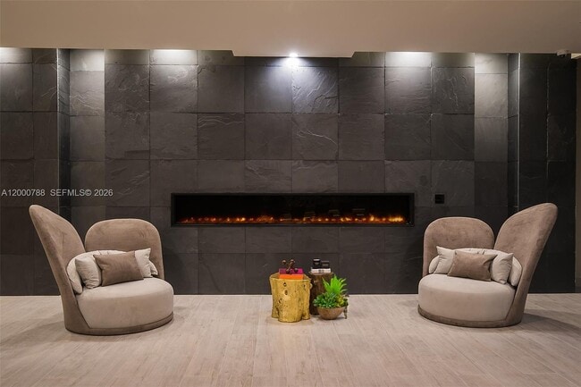 Building Photo - 488 NE 18th St