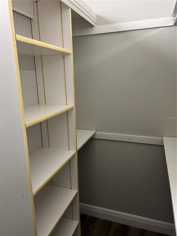 Building Photo - 2411 W Horatio St