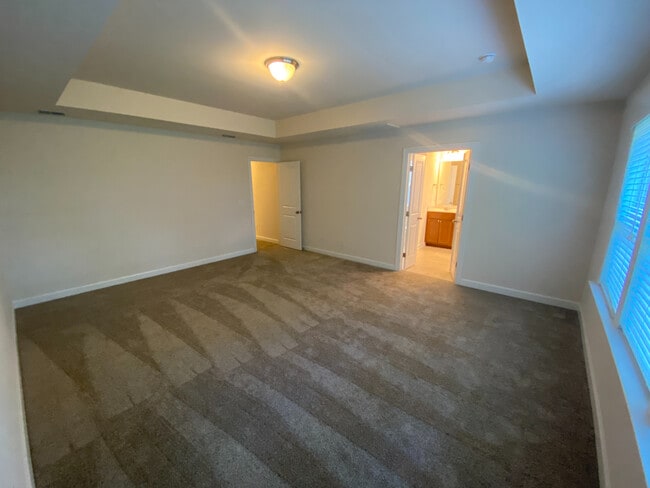 Building Photo - Room in Townhome on Pecan Ridge Way
