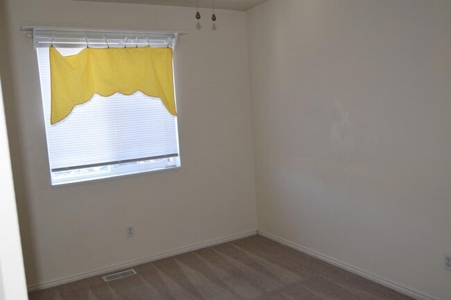Building Photo - 119 Penhurst Pl