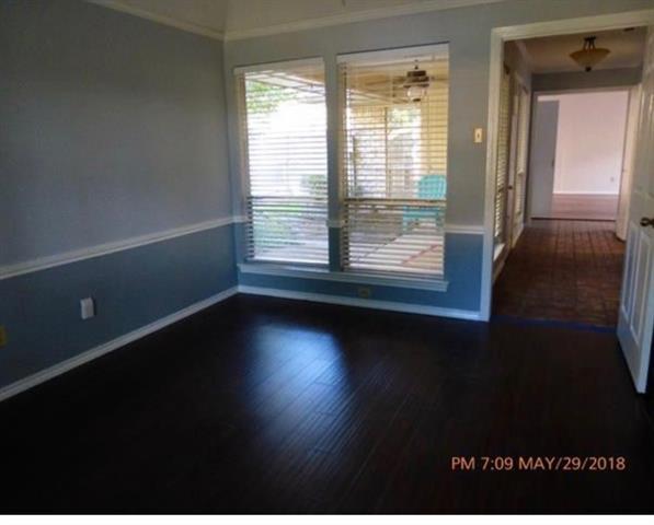 Building Photo - 16325 Lauder Ln