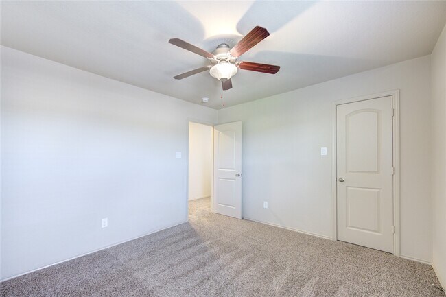 Building Photo - 23614 Eldarica Pine Ct