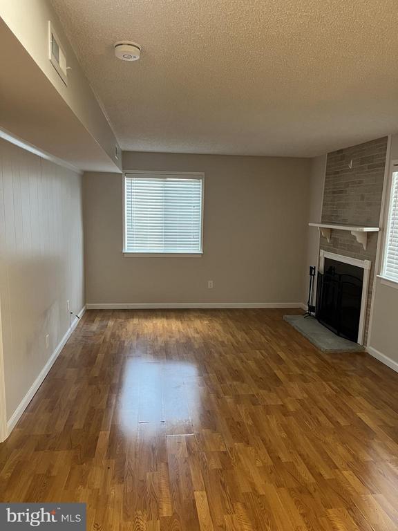 Building Photo - 1504 Walden Ct