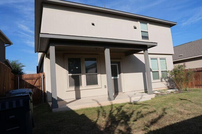 Building Photo - 808 Alta Wy