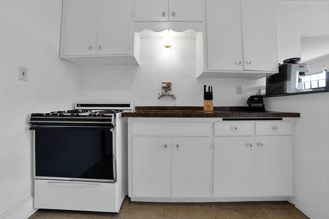 Floorplan - 610 Summit Apartments