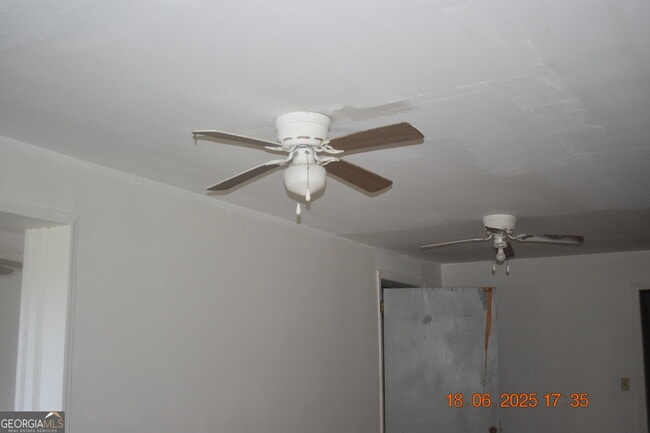 Building Photo - 803 Grosso Ave