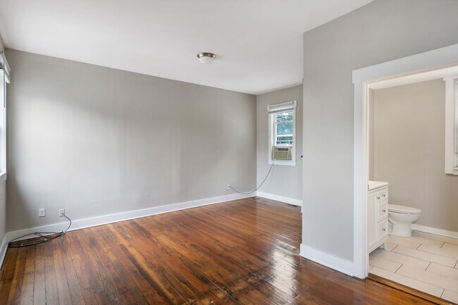 Building Photo - Remodeled 3BR/ 2BA Home in Shelby Park!