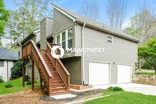Building Photo - 3 Bedroom Pet-Friendly Home in Woodstock, ...