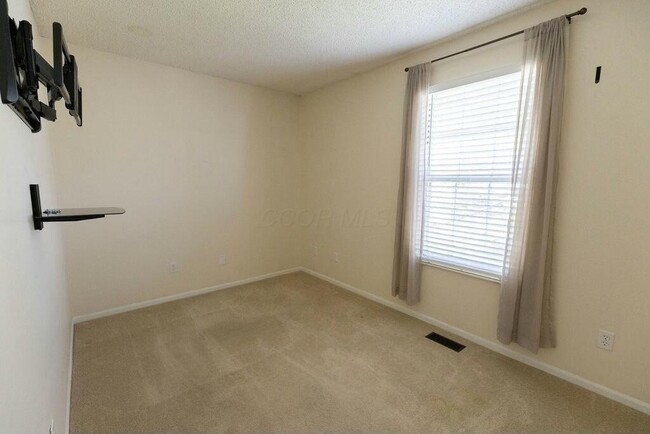 Building Photo - 1749 Messner Dr