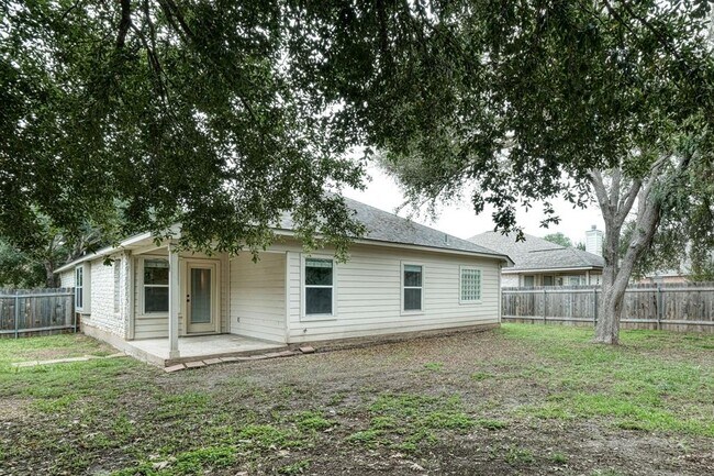 Building Photo - 3353 Rod Carew Dr
