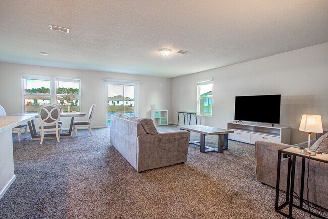 Building Photo - MOVE-IN READY 3/2 IN ENTRADA!