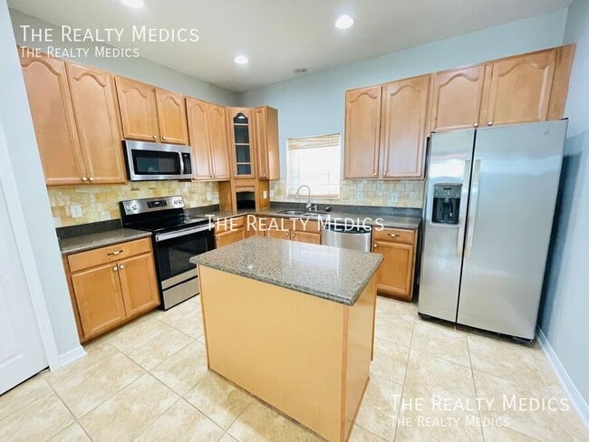 Building Photo - 2901 Wild Tamarind Blvd