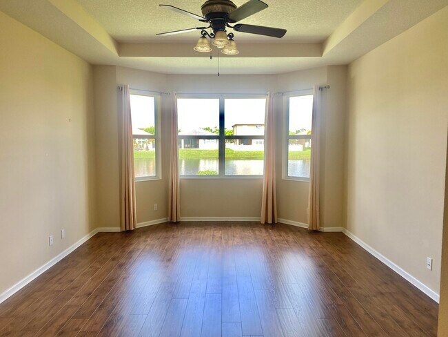 Building Photo - 11263 SW Barton Way