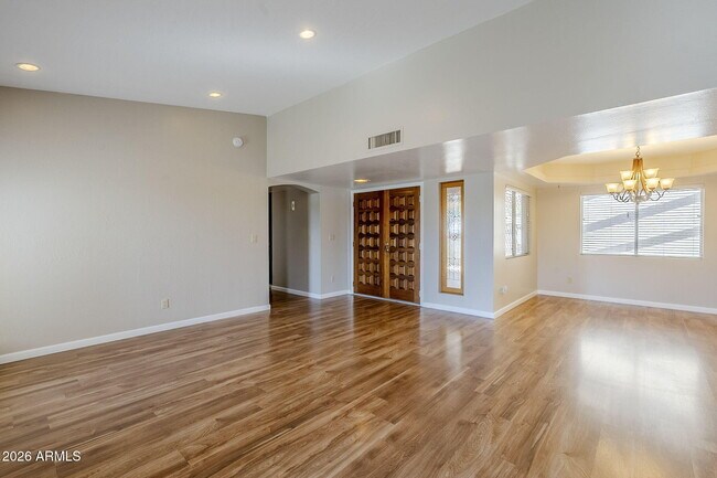 Building Photo - 7707 S Kenwood Ln