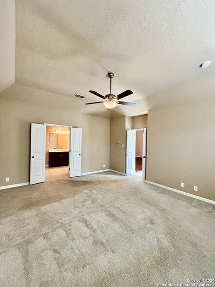Building Photo - 3155 Sunset Cove