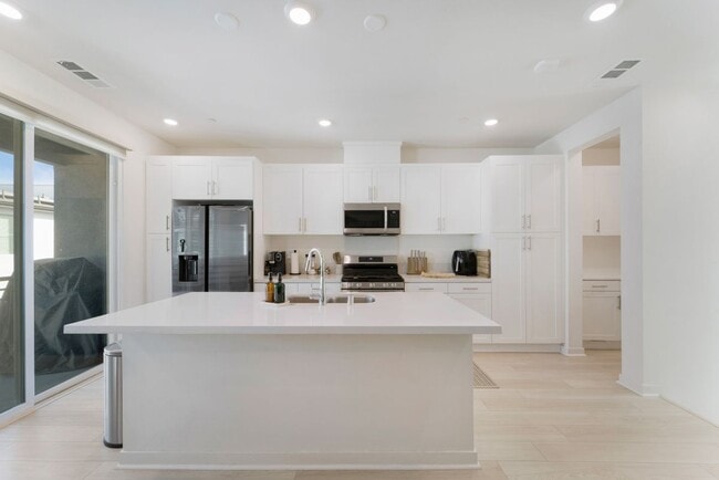 Building Photo - 3640 S Allston Paseo-#3
