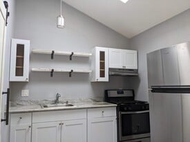 Building Photo - 22265 Pearce St