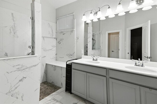 Building Photo - 140 Cascata Way