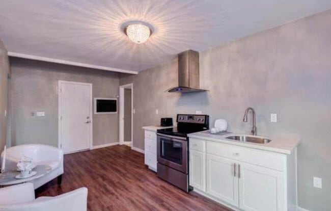 Building Photo - 17250 N 35th Way