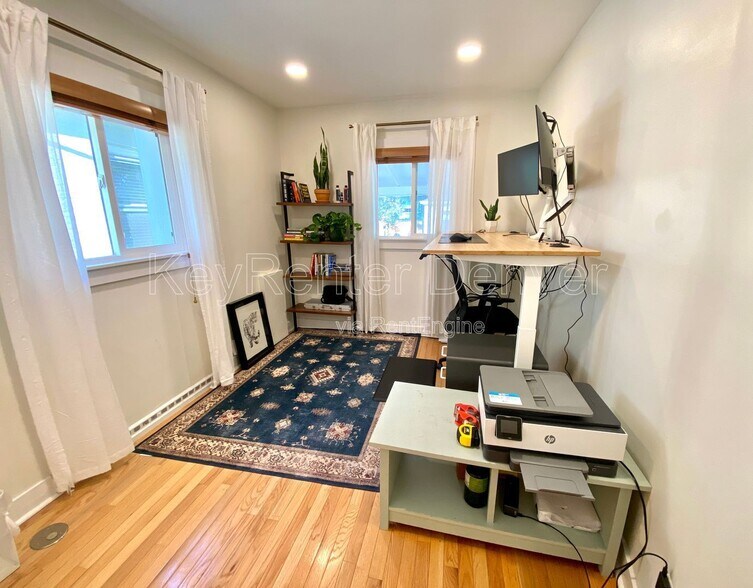 Building Photo - 3702 Quitman St