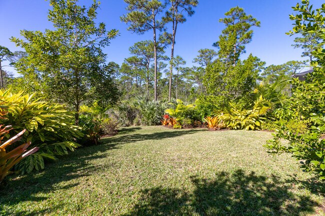 Building Photo - 4660 SW Ardsley Dr