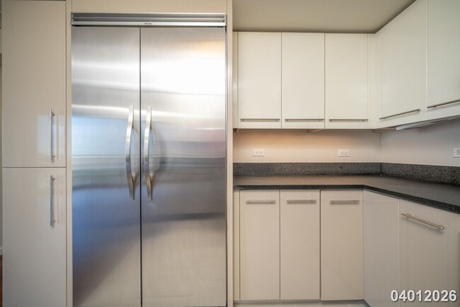 Building Photo - 2br - 2 Bed 1 Bath Condo in Capitol Place