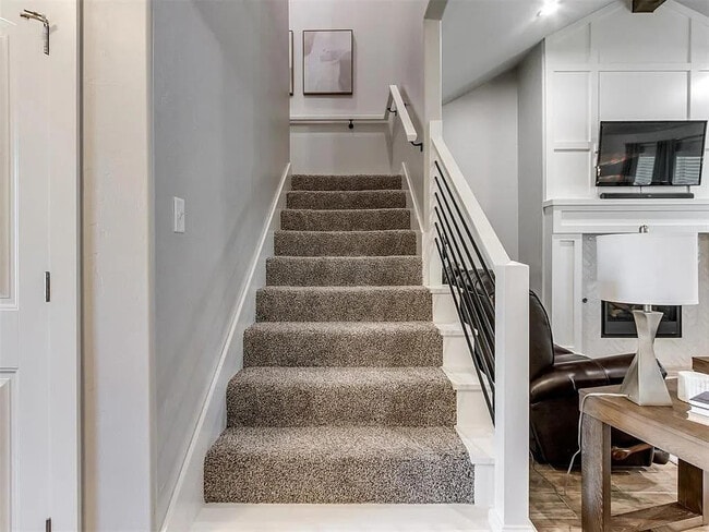 Building Photo - 1391 Hickory Trl