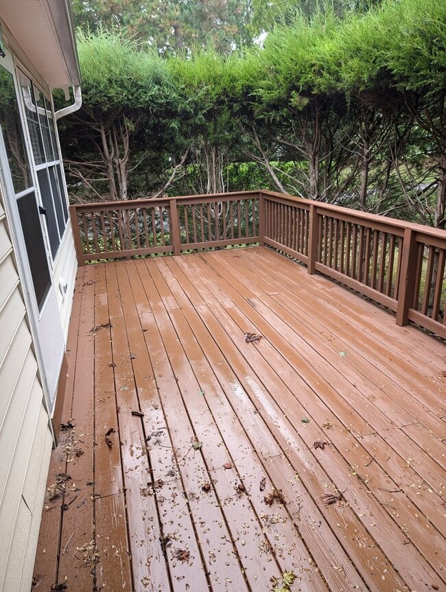 Building Photo - Spacious Home in Longhill Gate