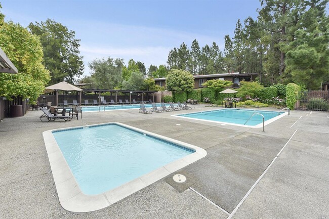 Building Photo - 3br/1.5ba Meadows of Terra Linda Townhouse ~Surrey Lane