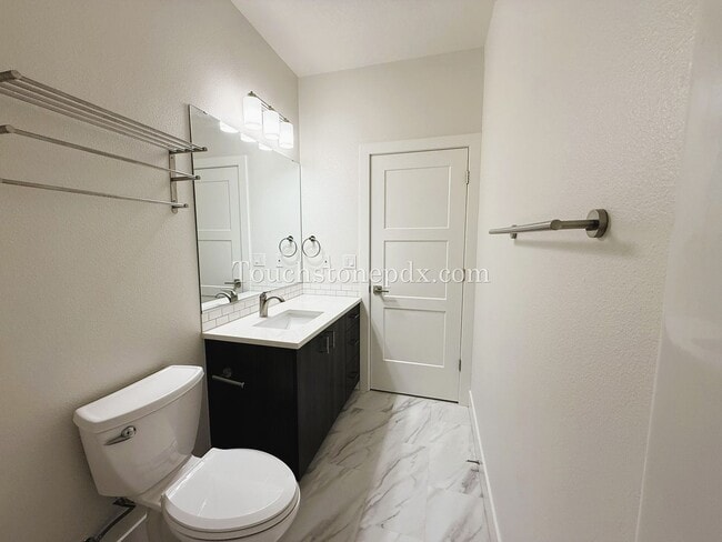 Building Photo - Luxury Meets Nature for this 2BD | 1BA Hom...