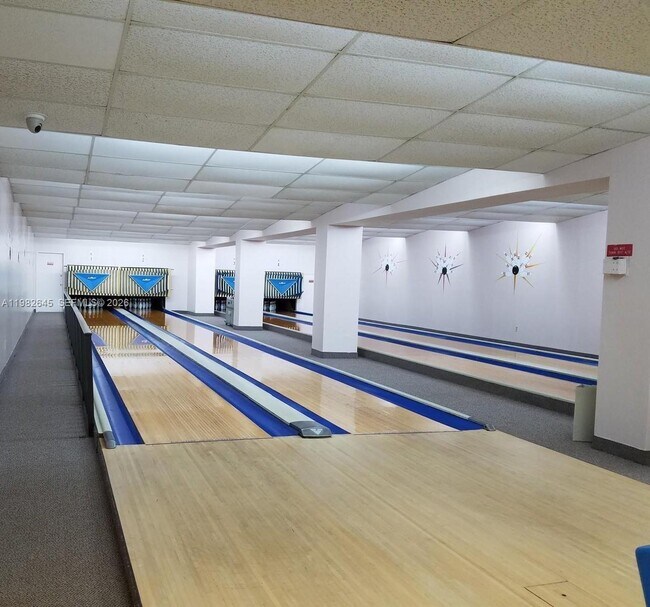 Building Photo - 3751 Environ Blvd