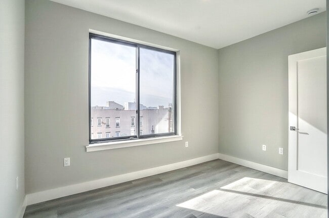 Building Photo - 3516 John F. Kennedy Blvd