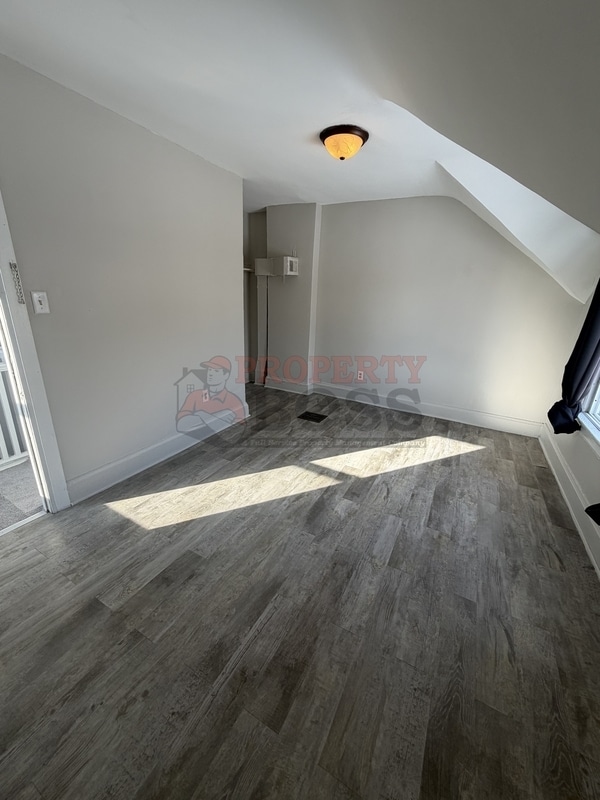 Building Photo - 336 Polk St