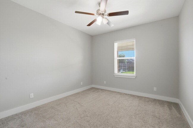 Building Photo - 6609 Desert Willow Tr