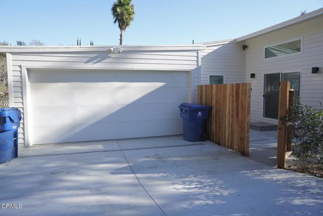 Building Photo - 903 S Avenue 60