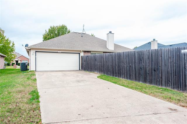 Building Photo - 108 Hollow Tree Dr